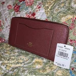 COACH Zip-around Wallet